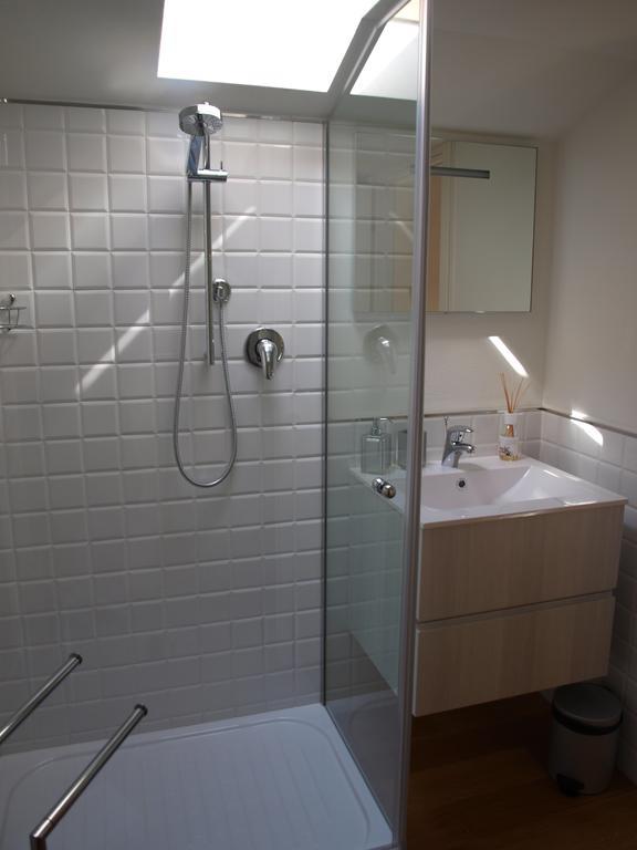 Il Pontile Holidays Apartment Марина ди Пиетрасанта Стая снимка